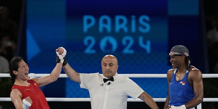 德天空：多特为阿德耶米提供720万欧年薪合同，但未满足要求